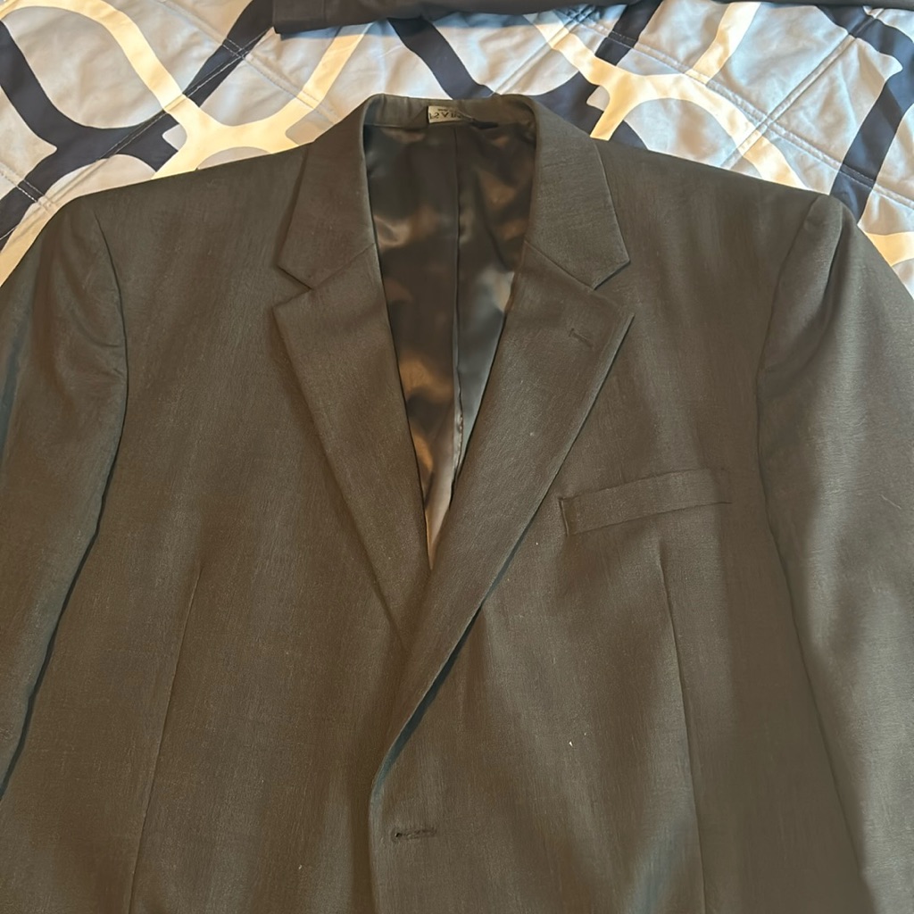 Jos A Bank Black Full Suit - Jacket 48r Pants 40/32 Length